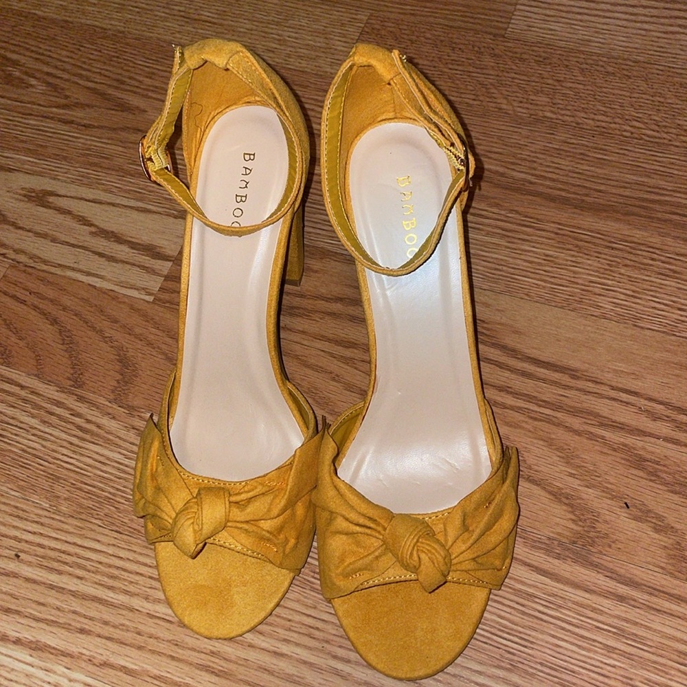 BAMBOO Mustard Yellow Heels with Bow Accent - Picture 7 of 15